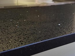 CAESARSTONE NEGRO STELLAR